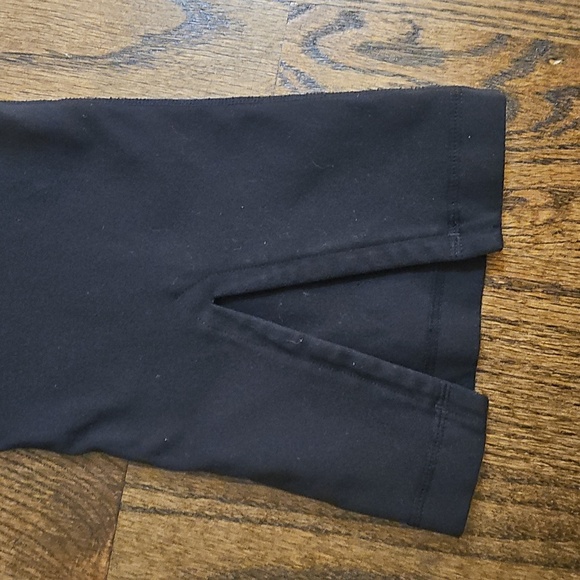 Lululemon Athletica Midnight Black Cropped Leggings - Picture 3 of 8